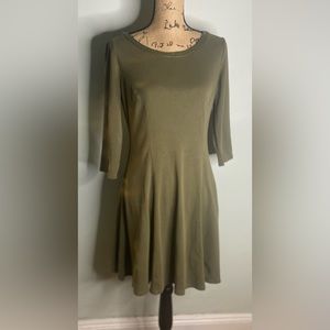 MIDI New York &Co. swing dress.